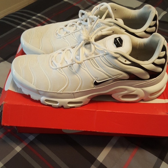 AIR  MAX  PLUS - Picture 4 of 4